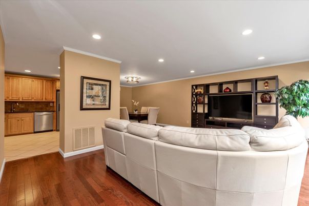 Dining room, Interior, Kitchen, Living room, Recessed Lighting, Wood Texture Flooring