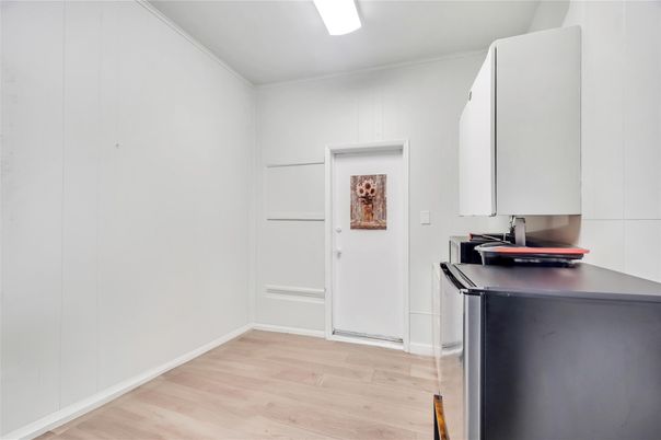 DE Listing image placeholder