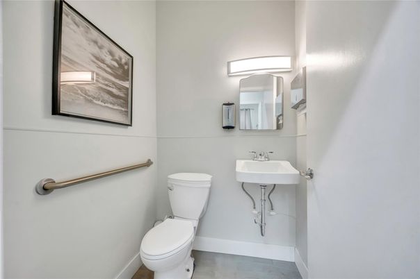 DE Listing image placeholder
