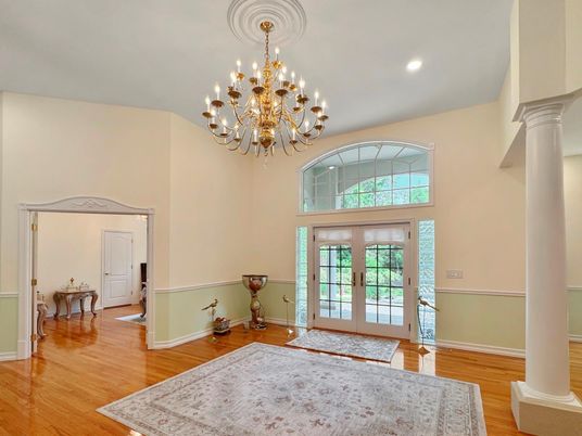 Chandelier, Interior, Recessed Lighting, Wood Texture Flooring