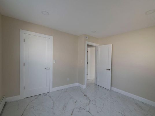 Empty room, Interior, Marble