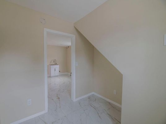 Empty room, Interior, Marble
