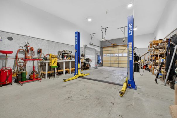 Garage, Interior, Recessed Lighting