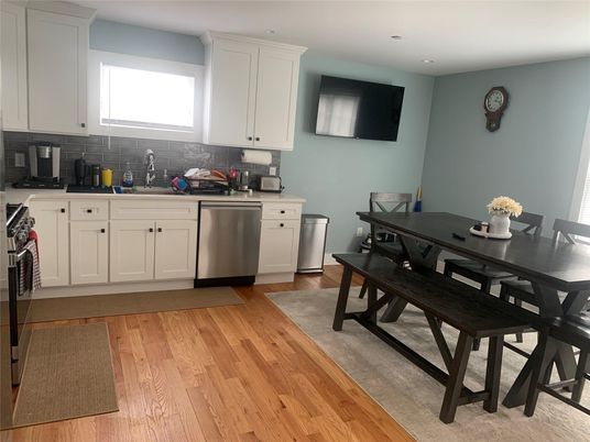 Dining room, Interior, Kitchen, Recessed Lighting, Stainless Steel Appliances, Wood Texture Flooring