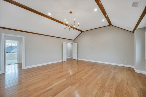 Empty room, Interior, Pendant Lights, Recessed Lighting, Wooden Beams, Wood Texture Flooring