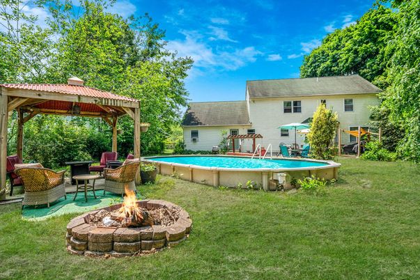 Backyard, Exterior, Pool