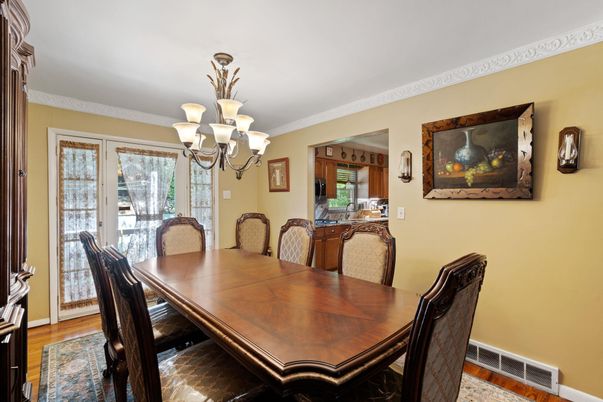 Chandelier, Dining room, Interior, Wood Texture Flooring