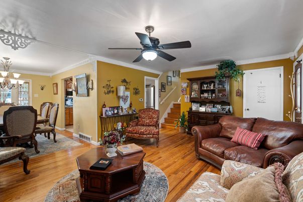 Chandelier, Dining room, Interior, Living room, Wood Texture Flooring