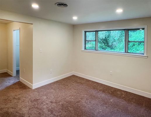 Empty room, Interior, Recessed Lighting
