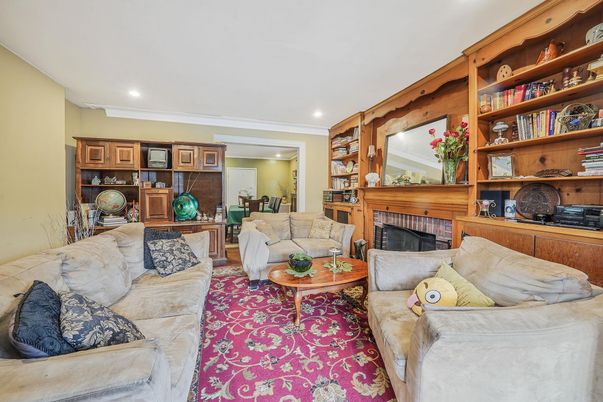 Fireplace, Interior, Living room, Recessed Lighting