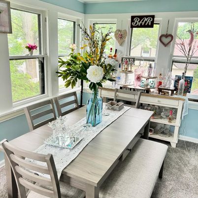 Dining room, Interior