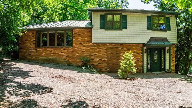 Exterior, Facade, Brick Facade, Split Level