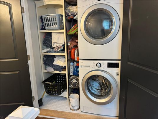 Interior, Utility Closets, Washer