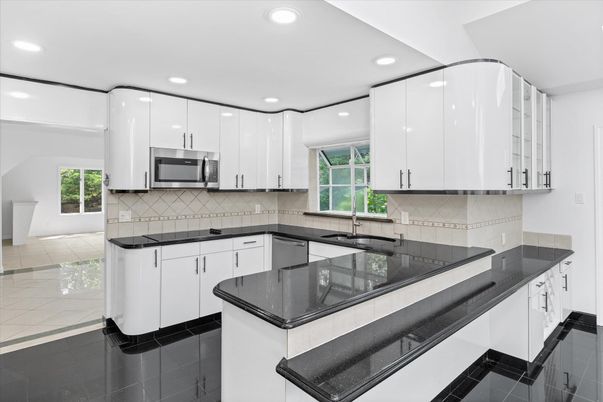 Interior, Kitchen, Recessed Lighting