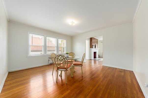 Dining room, Fireplace, Interior, Wood Texture Flooring