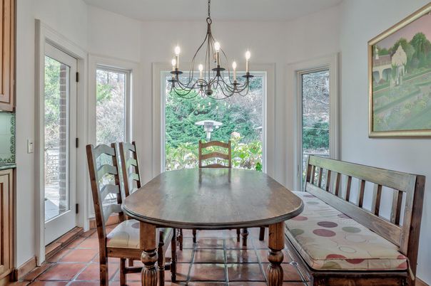 Chandelier, Dining room, Interior