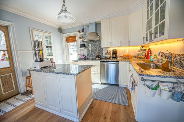 Interior, Kitchen, Pendant Lights, Wood Texture Flooring