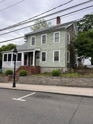 Exterior, Facade, Georgian