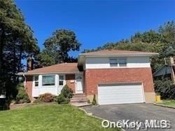 Attached, Exterior, Facade, Brick Facade, Split Level
