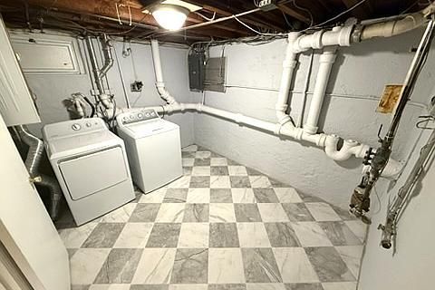 Interior, Washer
