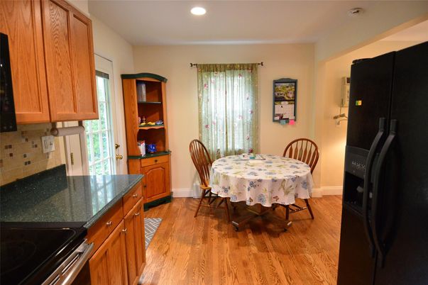 Dining room, Interior, Kitchen, Recessed Lighting, Wood Texture Flooring
