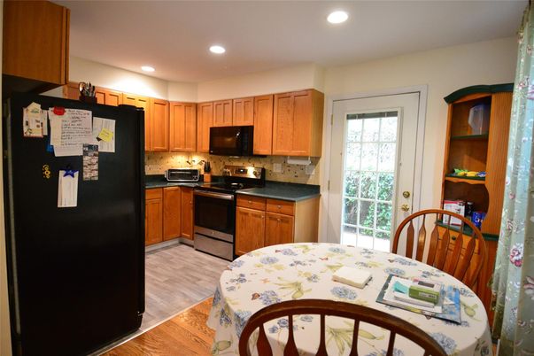 Dining room, Interior, Kitchen, Recessed Lighting, Wood Texture Flooring