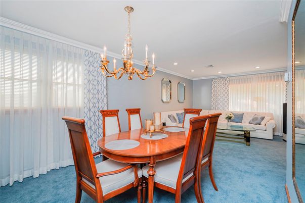 Chandelier, Dining room, Interior, Recessed Lighting