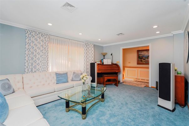 Interior, Living room, Piano, Recessed Lighting