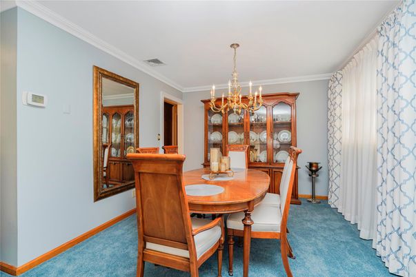 Chandelier, Dining room, Interior