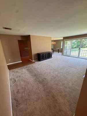 Chandelier, Empty room, Interior
