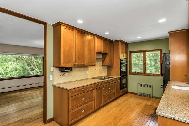 Interior, Kitchen, Recessed Lighting, Wood Texture Flooring