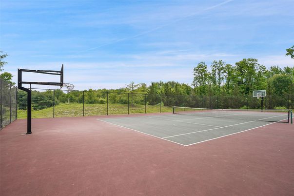 Exterior, Tennis Courts