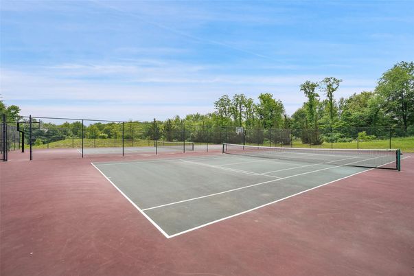 Exterior, Tennis Courts