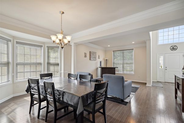 Chandelier, Dining room, Interior, Recessed Lighting, Wood Texture Flooring
