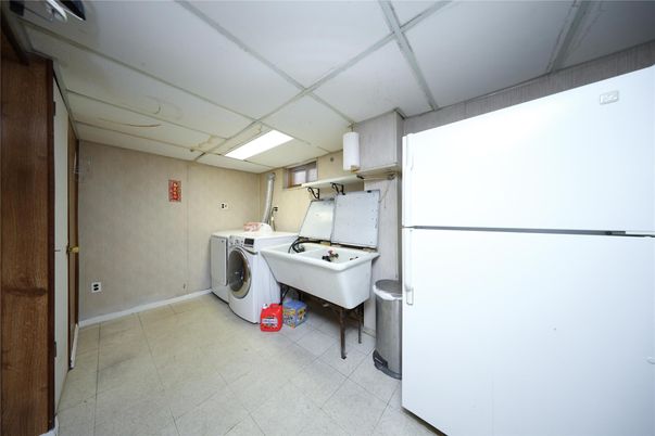 Interior, Recessed Lighting, Washer