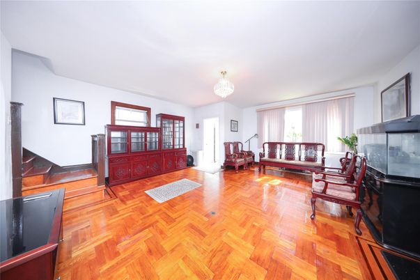 Chandelier, Interior, Wood Texture Flooring
