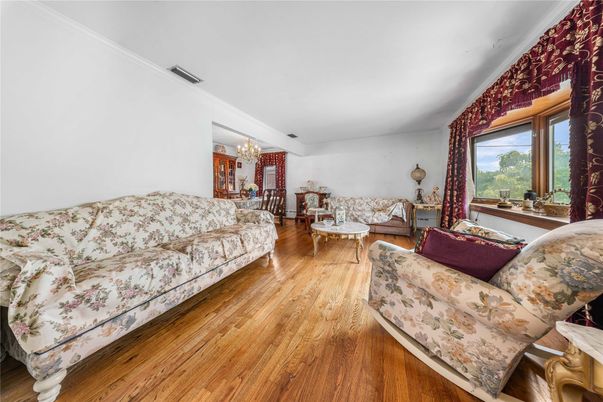 Chandelier, Interior, Living room, Wood Texture Flooring