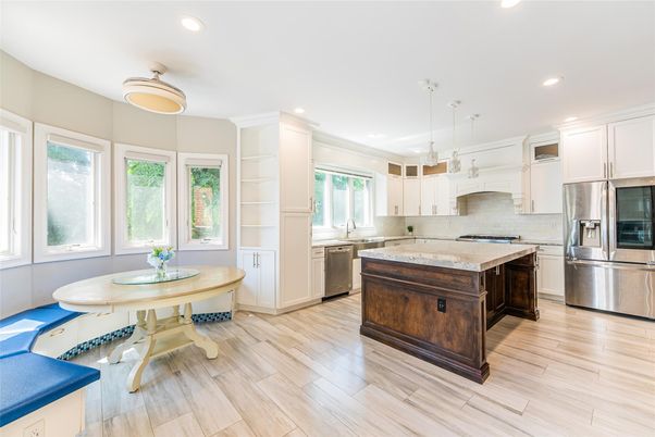 Dining room, Interior, Kitchen, Pendant Lights, Recessed Lighting, Stainless Steel Appliances, Wood Texture Flooring