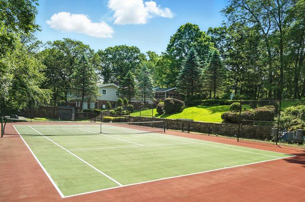 Exterior, Tennis Courts