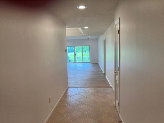 Interior, Recessed Lighting