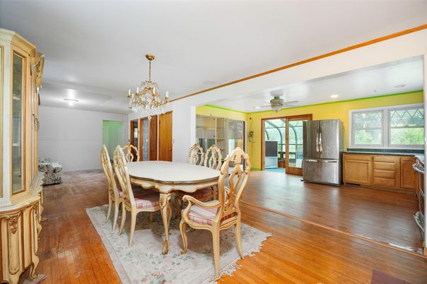 Chandelier, Dining room, Interior, Kitchen, Recessed Lighting, Wood Texture Flooring