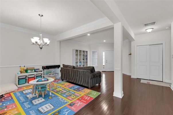 Chandelier, Interior, Living room, Recessed Lighting, Wood Texture Flooring