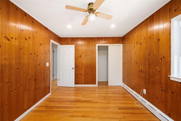 Empty room, Interior, Recessed Lighting, Wood Texture Flooring, Wooden Walls
