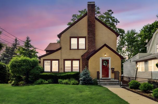 Backyard, Exterior, Facade, Tudor Revival