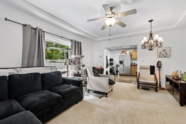 Chandelier, Interior, Living room