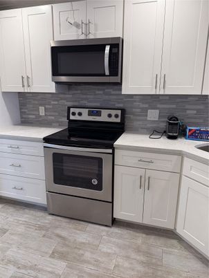 Interior, Kitchen, Stainless Steel Appliances