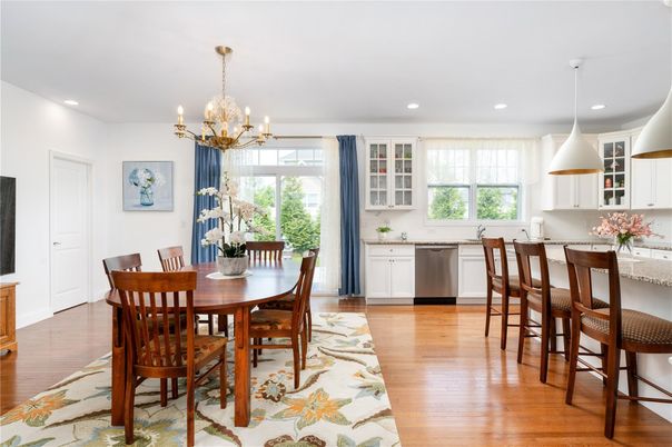 Chandelier, Dining room, Interior, Kitchen, Pendant Lights, Recessed Lighting, Wood Texture Flooring