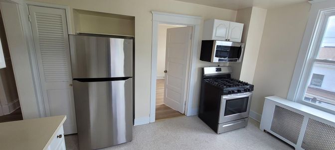 Interior, Kitchen, Stainless Steel Appliances