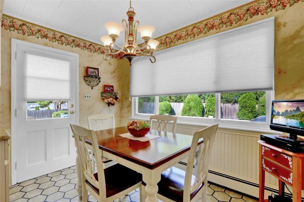 Chandelier, Dining room, Interior