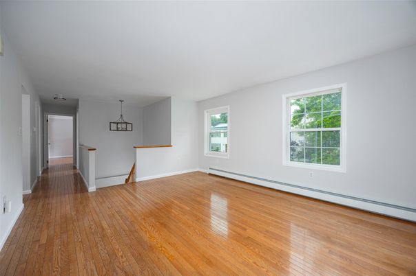 Empty room, Interior, Pendant Lights, Wood Texture Flooring